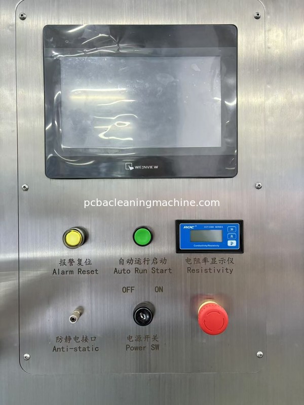 PCBA-Reihenart brausen deflux Maschine mit 3 Sprayvielfältigkeit 2 Schichten Kabinett PCBA-Korbes 1wash ab