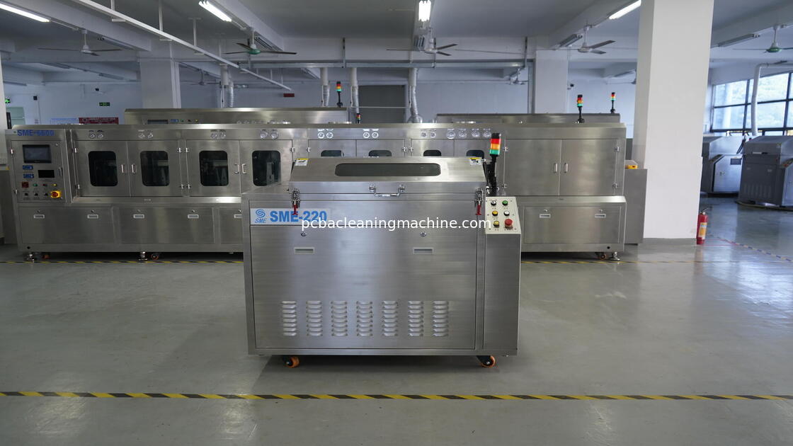 SPS-gesteuerte automatische Palettenreinigungsmaschine mit 80L Flüssigkeitstank und Trocknungszeit von 5 bis 15 Minuten, geeignet für verschiedene Palettentypen