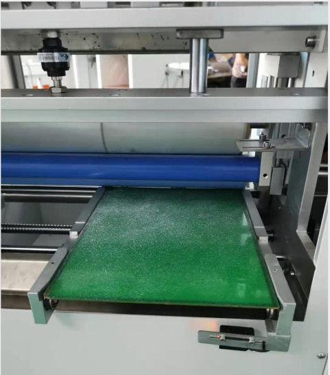 350mm Breite PWB in der Linie wischt Reinigungsmaschine für SMT-Linie vor Lötpastedrucken ab