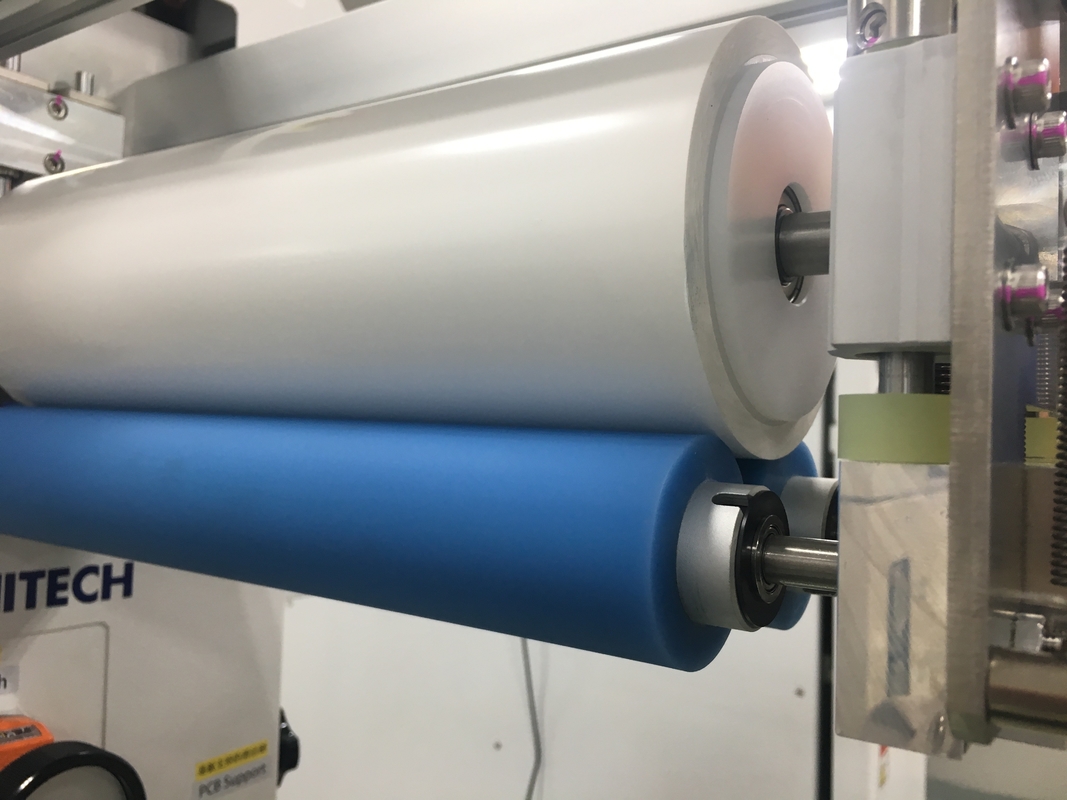 Weiße Farbe 300mm PCB Reinige antistatische Klebstoffpapier Roll PCB Inline Oberflächenreinigungsmaschine Papier Roll